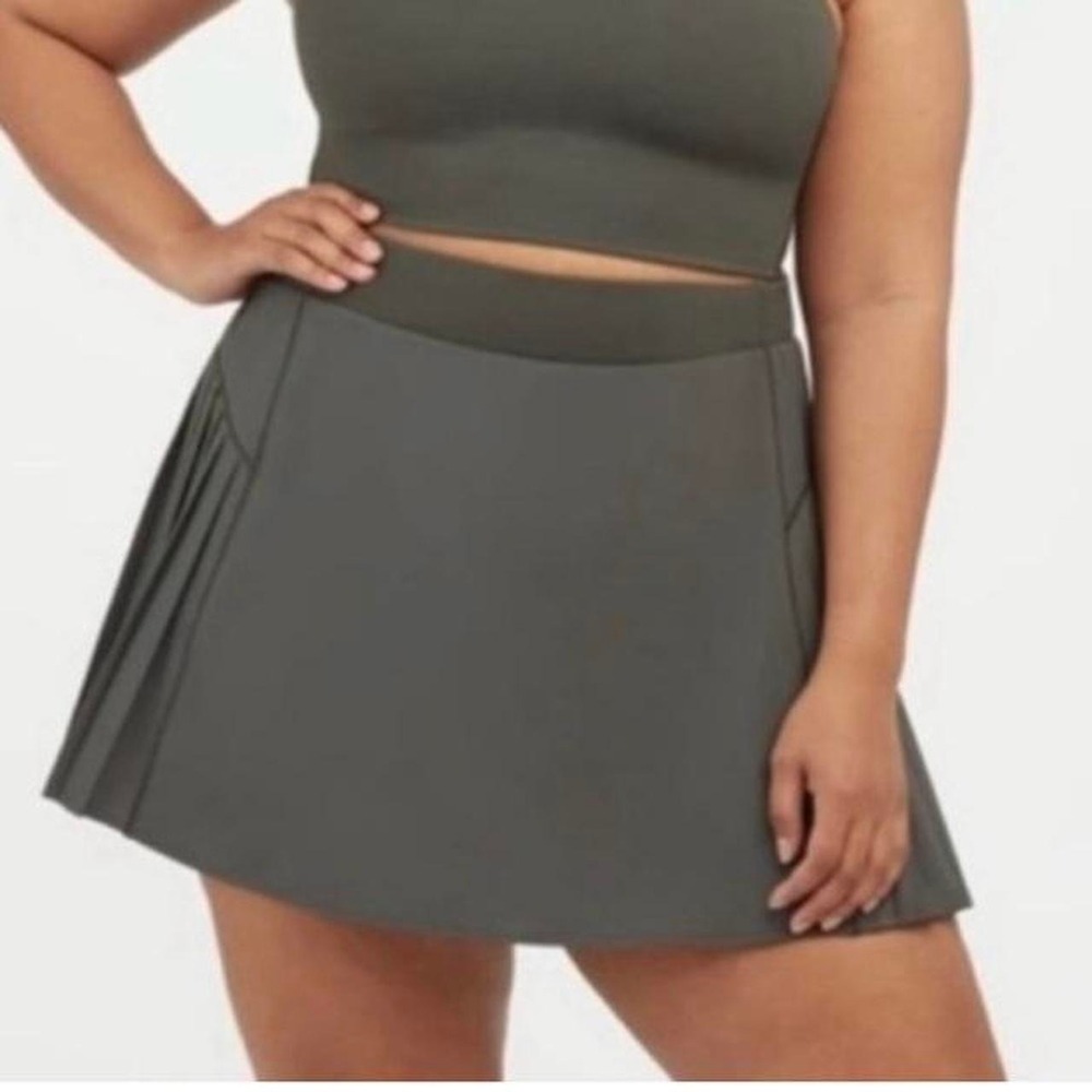 SPANX Get Moving Pleated Skort Dark Palm Green Athletic Golf Skirt Size M